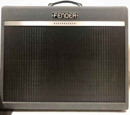 CAMBIO Fender Bassbreaker 30/18 + funda