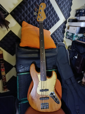 Bajo jazz bass mij