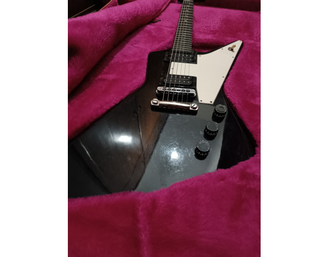 Gibson Explorer 1990