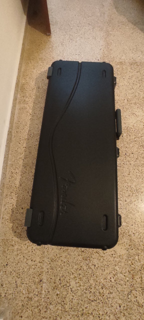 Estuche guitarra electrica Strat Fender Deluxe