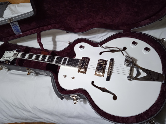 Gretsch G7593T Billy Duffy White Falcon