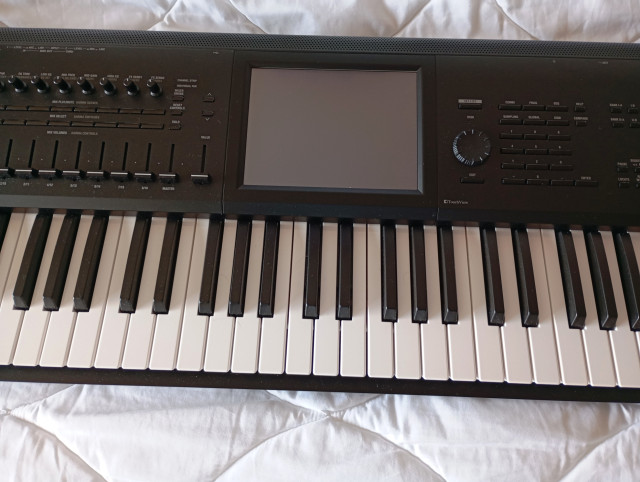 Korg Kronos 3