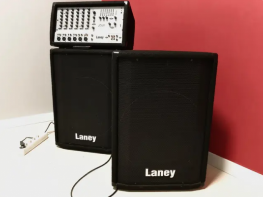 Amplificador y Bafles Laney