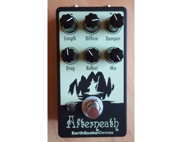 AFTERNEATH v1 de EarthQuaker Devices