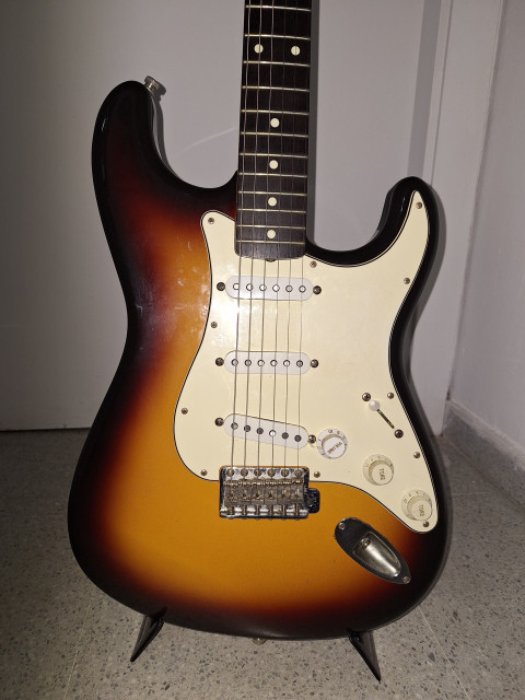 Fender Stratocaster Japan 93-94