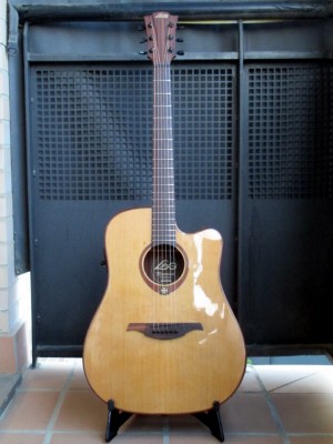 Vendo Guitarra Acústica Lag Tramontane T100DCE