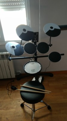 Roland TD-1KV V-Drum Set