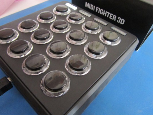 MIDI FIGHTER 3D