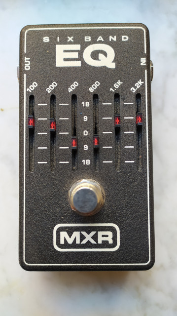 Ecualizador  MXR EQ M109 ( six band).  (rebajado 5 Eu.)