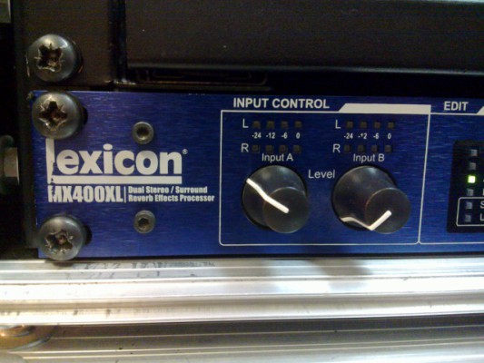 Lexicon MX400 XL multi-efectos (reverb, delay, compressor...)