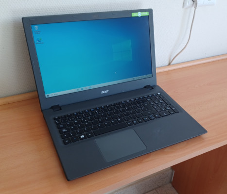 Ordenador Portátil Acer Intel 2957U. Ram 8GB. SSD 128GB.