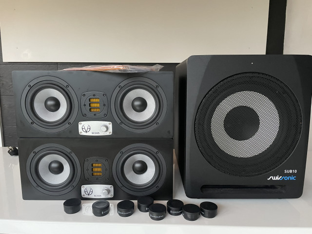 EVE Audio SC305