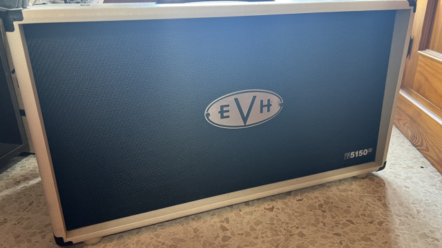 EVH 212st cab 60w blanca a 16 ohm