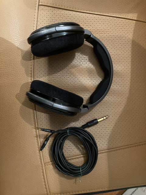 Auriculares Sennheiser HD 650