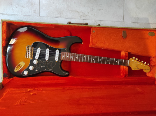 Fender Stratocaster Stevie Ray Vaughan 2006