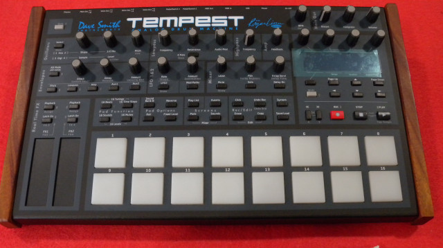 DAVE SMITH INSTRUMENTS TEMPEST