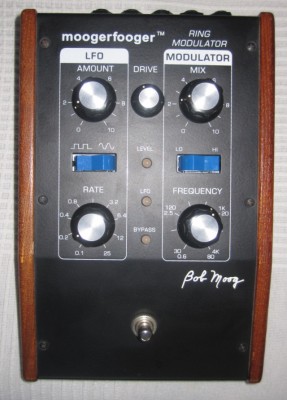 Moog MF-102 Ring Modulator (envío incluido)