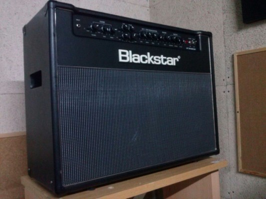 VENDO (o cambio*) Blackstar HT Stage 60 Venue Combo