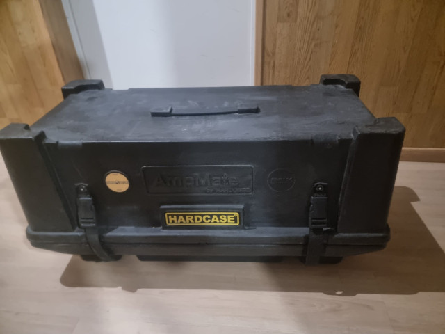 Hard Case Amp Mate Hc110