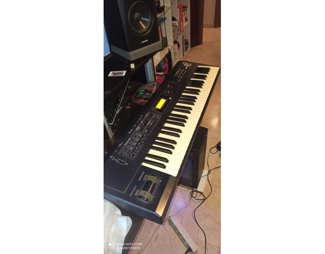 Sintetizador digital Korg N5
