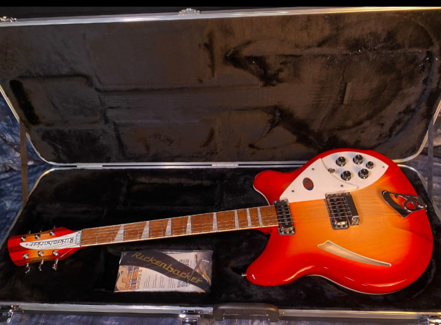 Rickenbacker 360 Fireglo , Nueva sin estrenar.