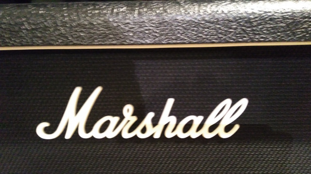 Pantalla Marshall MX212 a estrenar