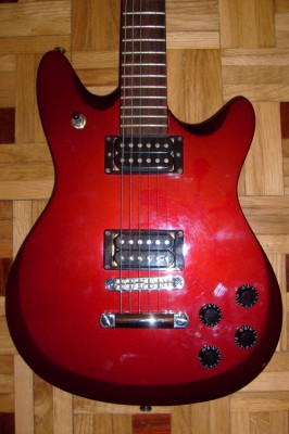 Squier Master Series M-80 Fender Gibson Epiphone SG M80
