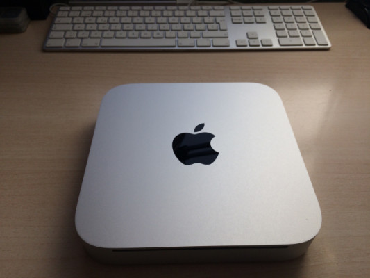 Apple Mac mini (2,4 GHz SSD)