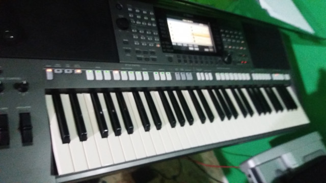 Yamaha psr 770