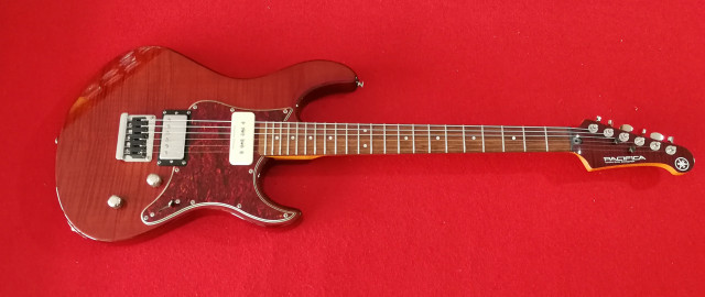 Yamaha Pacifica 611 Hfm