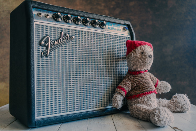 Fender 68 Custom Vibro Champ,679€ envío incluido.