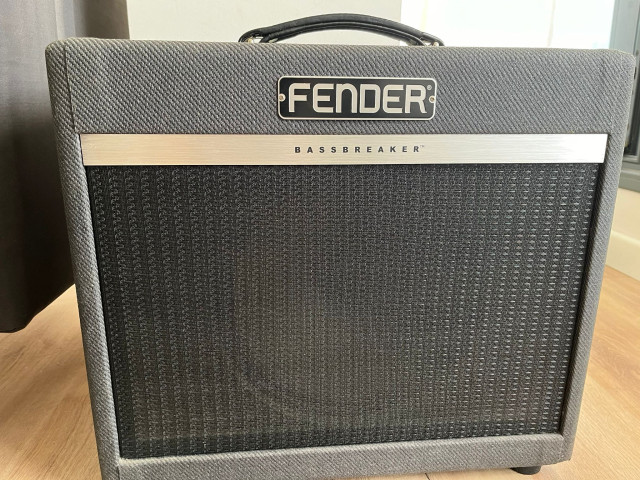 Amplificador Guitarra Fender Bassbreaker 15 combo