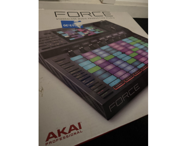 Akai Force (con SSD instalado) RESERVADA