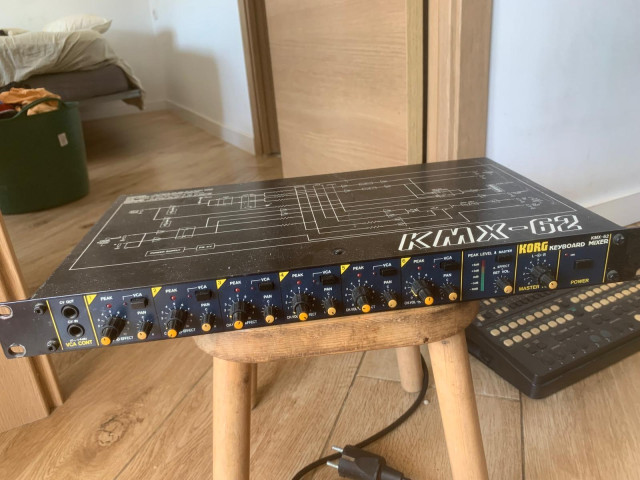 Korg keyboard mixer KMX 62