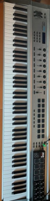Vendo controlador MIDI Swissonic 88 teclas