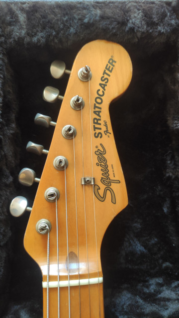 Fender squier jv stratocaster