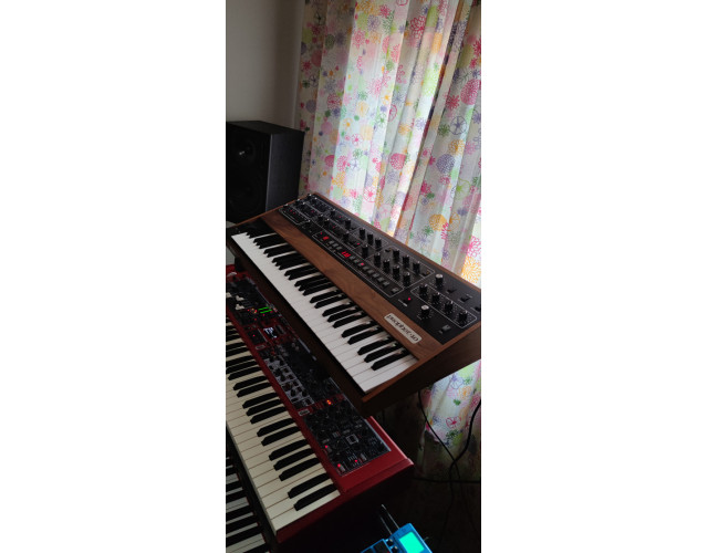 Sequential Prophet 10 Rev4 + extras