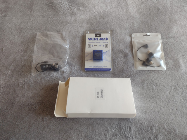 CME Bluetooth MIDI Master + Jack