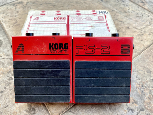 Korg PS-2 doble pedal footswitch + cable jack especial de conexión