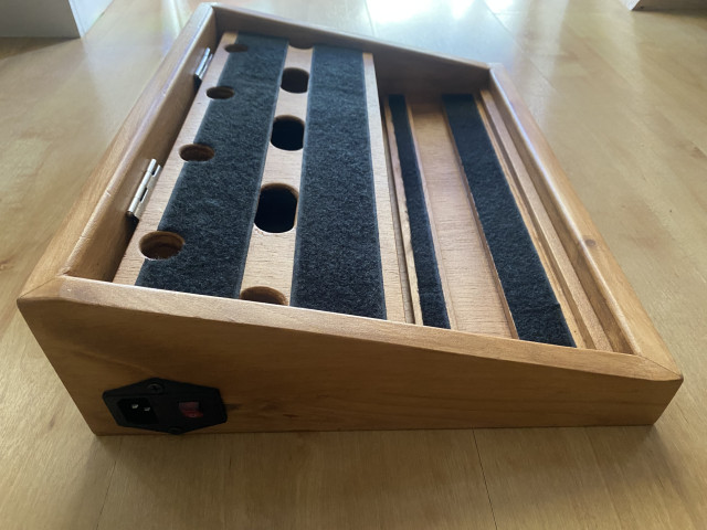 Pedalera personalizada madera guitarra/bajo