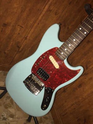 Guitarra Fender Mustang fabricación Japón