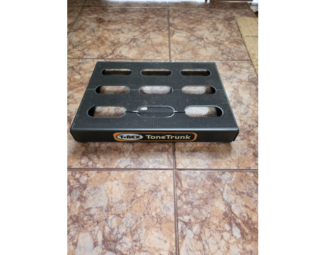 Fuente (nueva) mas Pedalboard (envio incluido)