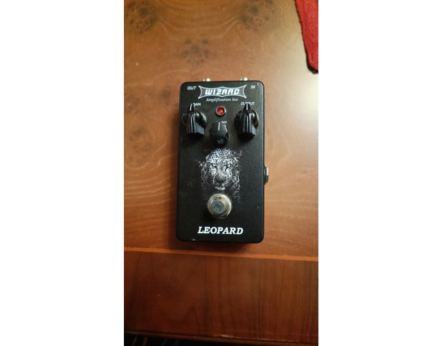 Wizard leopard transparent pedal