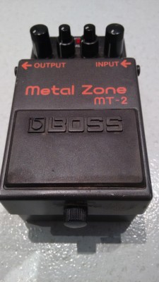 Boss metal zone