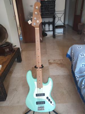 Jazz Bass Bacchus HH