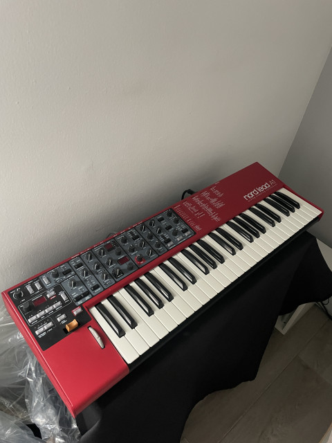 Vendo NORD LEAD A1 NUEVO