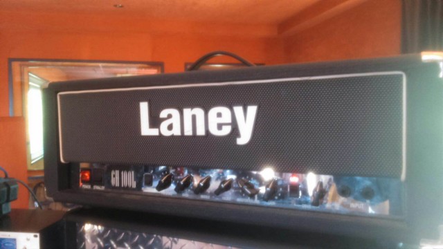 Vendo  Laney GH100L