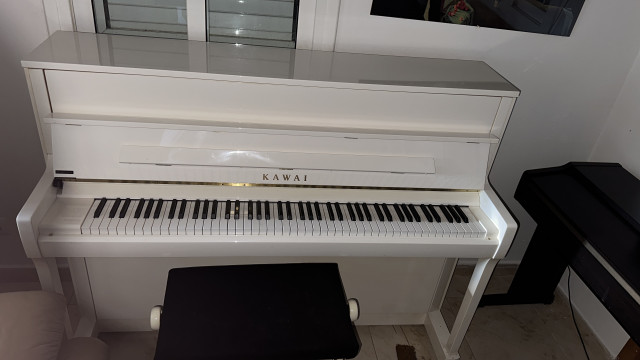 Piano Kawai K-200 WH