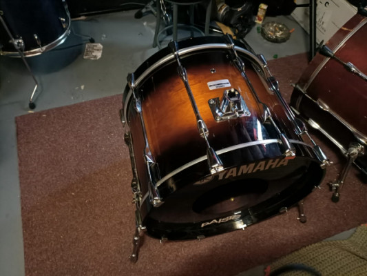 Bombo 22x16 Yamaha Recording Custom 30th anniversary