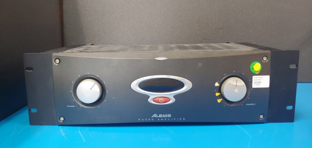 Amplificador ALESIS RA 500
